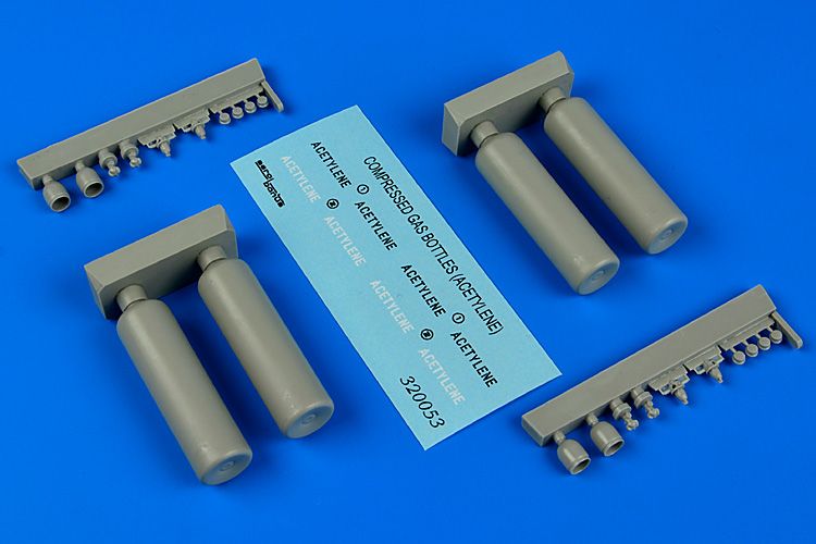 1:32 Compressed gas bottles - acetylene
